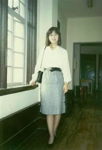 南場智子 若い頃